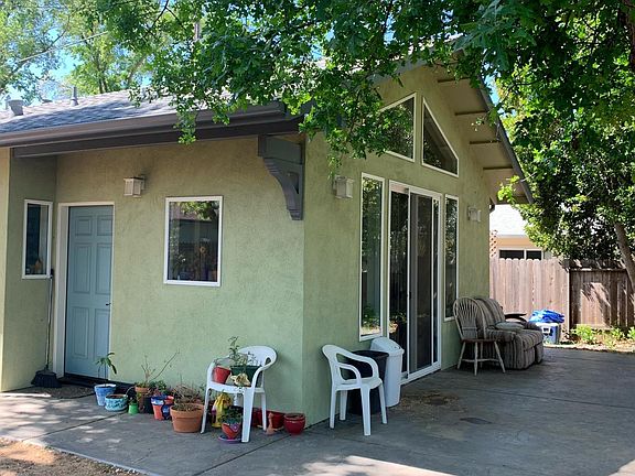 2nd image of 903 Eureka Ave