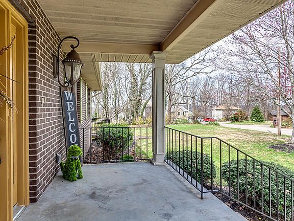 3rd image of 4847 Tomache Dr