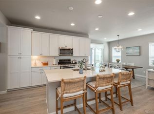 17631 Parkside Dr N, Commerce City, CO 80022