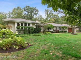 657 Glenwood Rd, Lake Forest, IL 60045