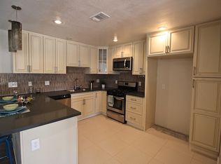 2271 Dogwood St, Simi Valley, CA 93065
