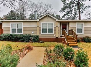 108 Winterwood Cir, Chandler, TX 75758