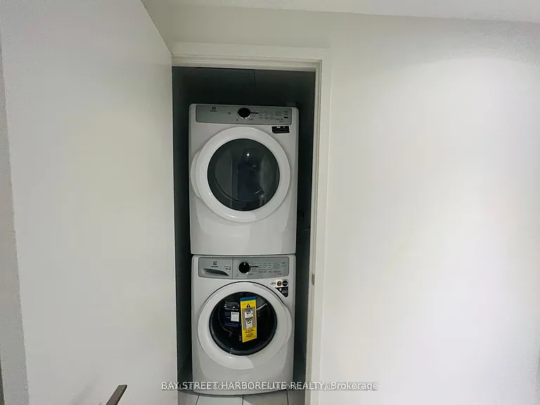 2033 Kennedy Rd #2810 — Photo 13