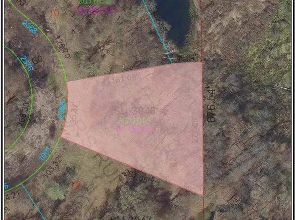 2368 Wyndrush Dr #11, Suamico, WI 54173