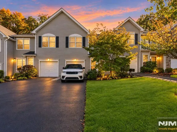 489 Green Mountain Road, Mahwah, NJ 07430