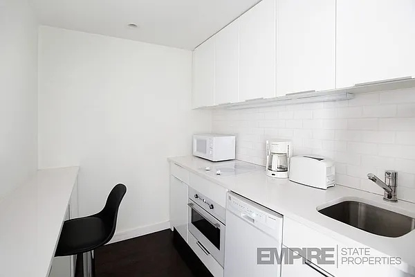Rented by Empire State Properties | media 2