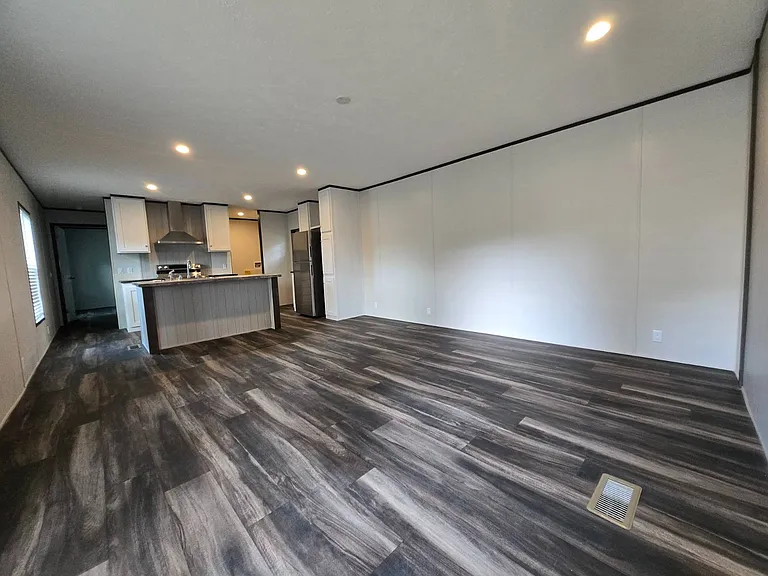 14142 Lorraine Rd #26 — Photo 4