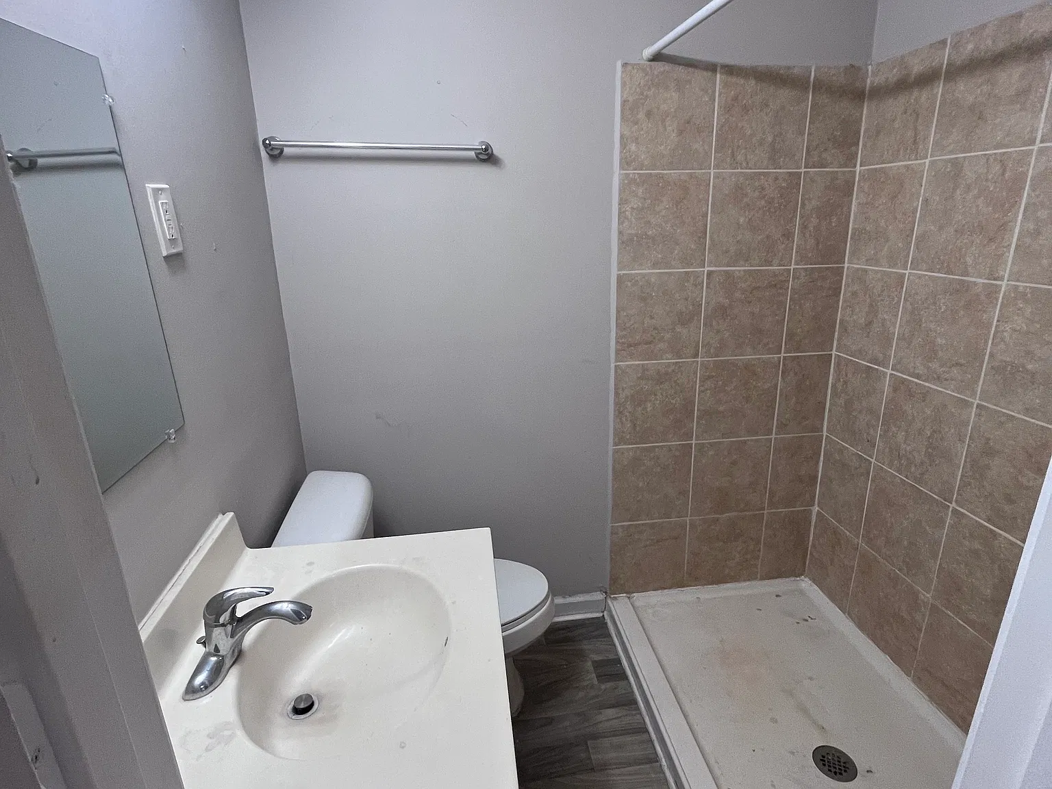 2 bed, 676 sqft, $1,350 — Photo 4