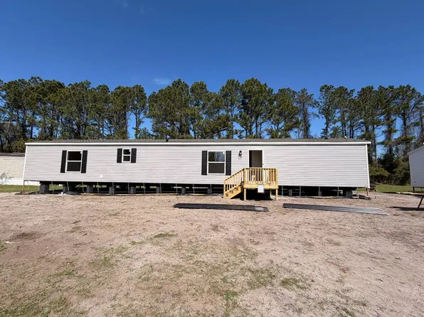 145 Merritt Cir, Brunswick, GA 31520