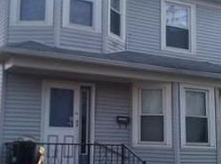 18 Washington Sq, Gloucester, MA 01930