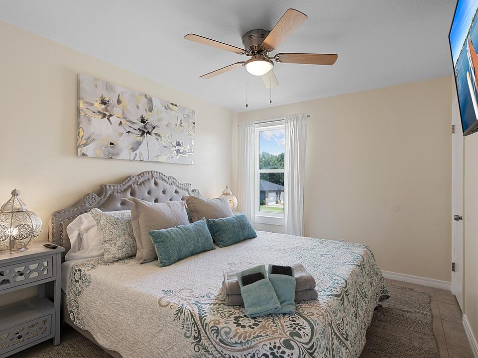 1st image of 4693 Petra Cir