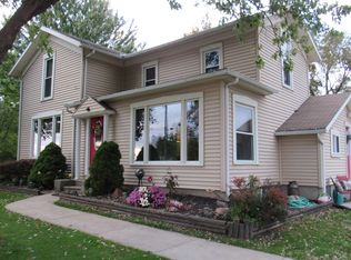 910 E Walnut St, Waterloo, IN 46793