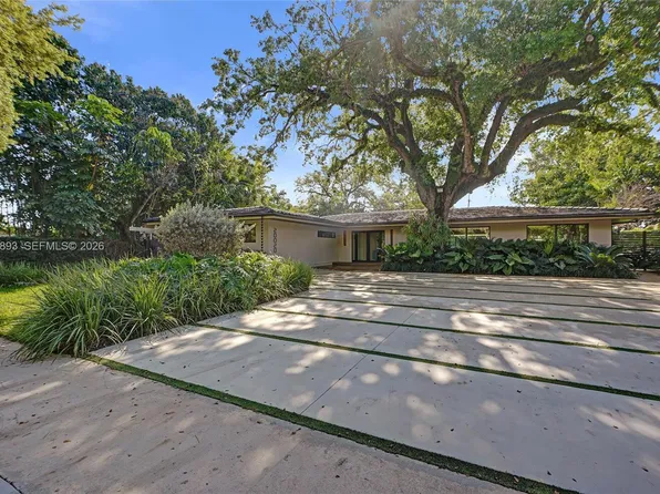 20020 NE 21st Ct, Miami, FL 33179