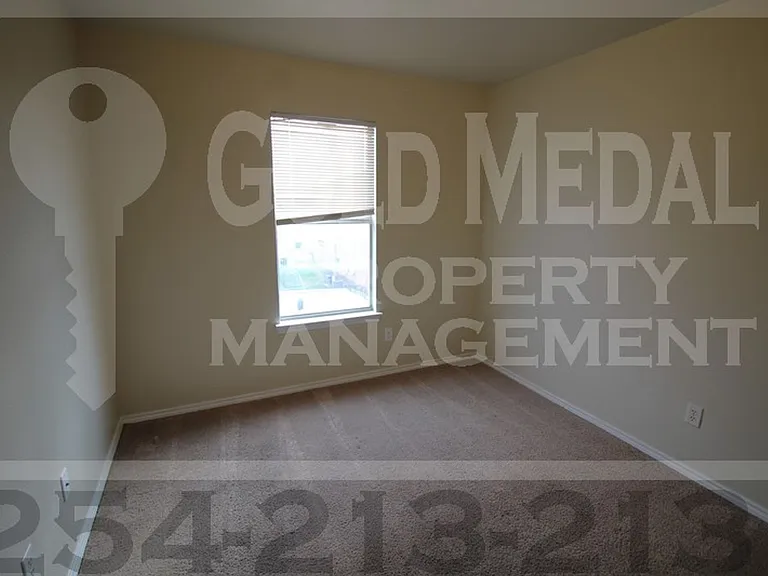 3402 Barcelona Dr — Photo 15