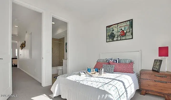 421 W 6th St #1008 — Photo 7