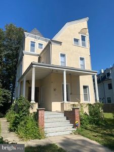 37 W Upsal St, Philadelphia, PA, 19119