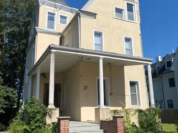 37 W Upsal St, Philadelphia, PA 19119