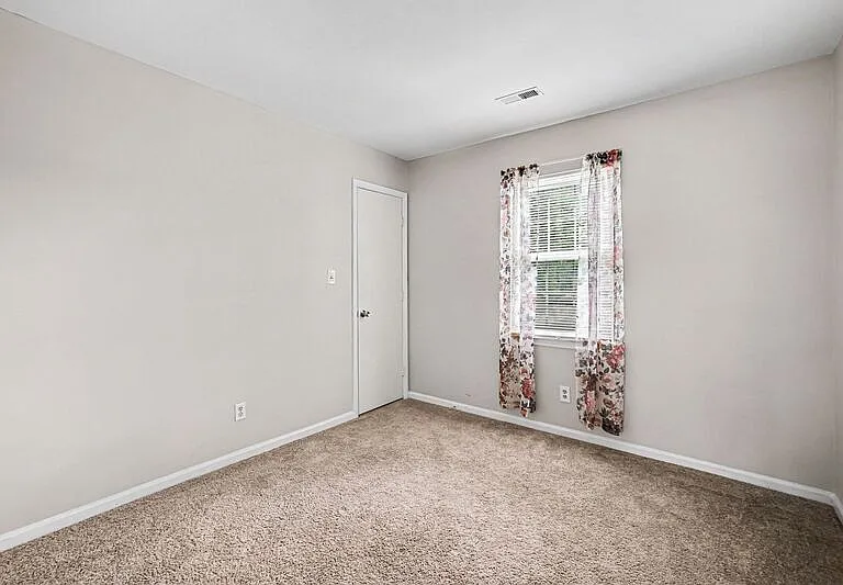 7601 Swedish Ivy Ln — Photo 15
