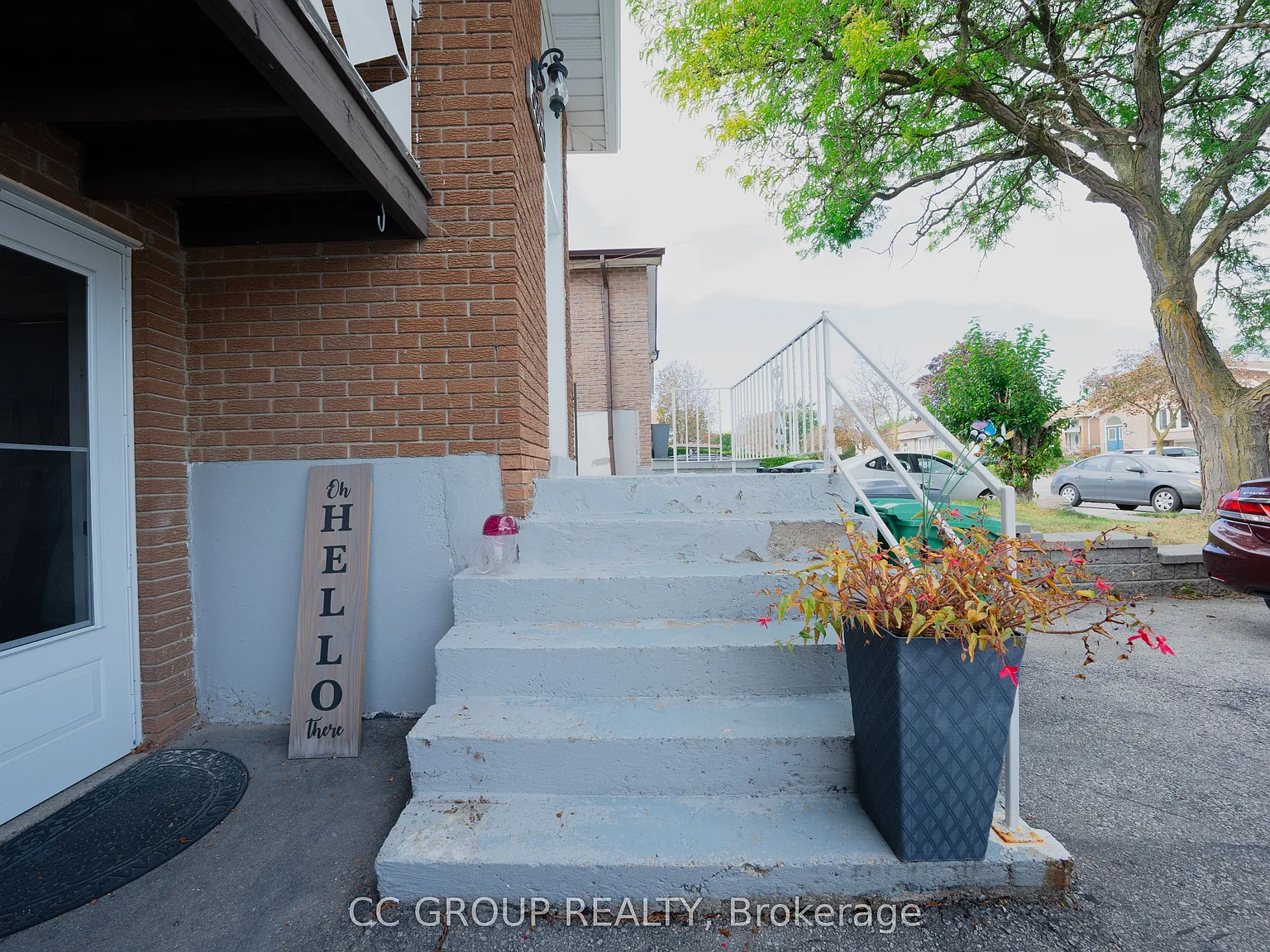 2 bed, $1,800 — Photo 2