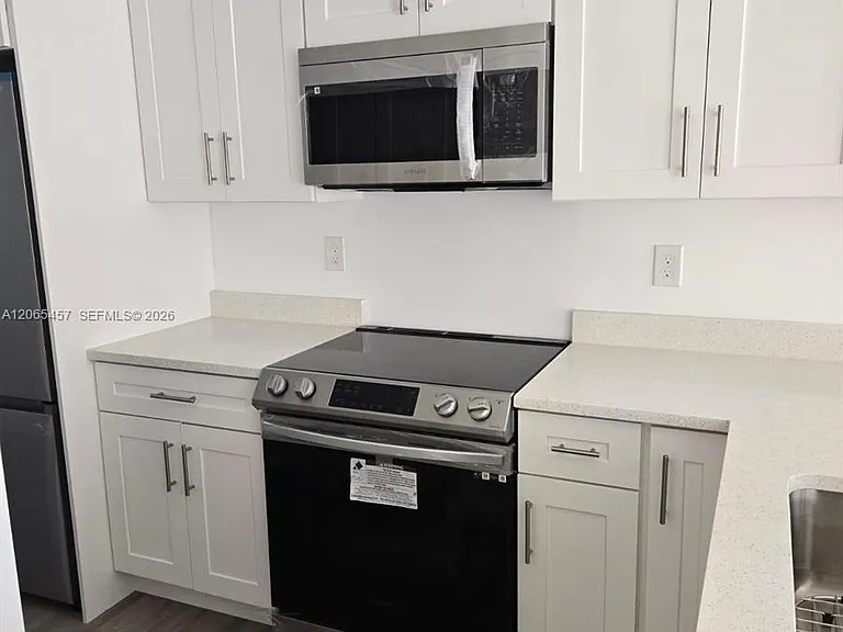 4215 Gulfstream Rd — Photo 6