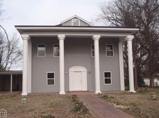 418 Pine St, Newport, AR 72112
