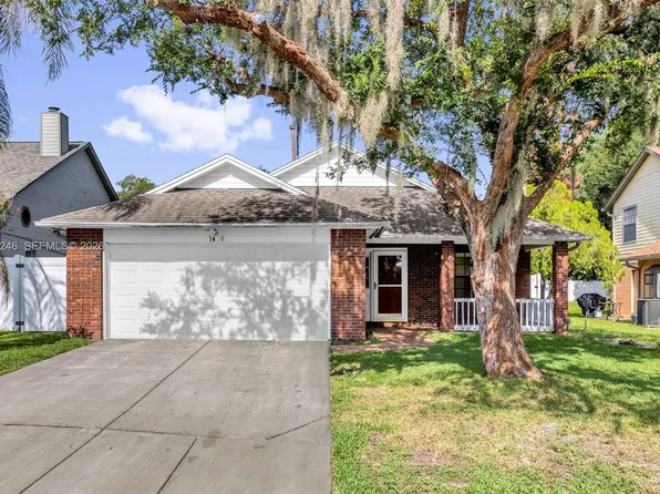1486 Hyde Park Dr, Winter Park, FL 32792