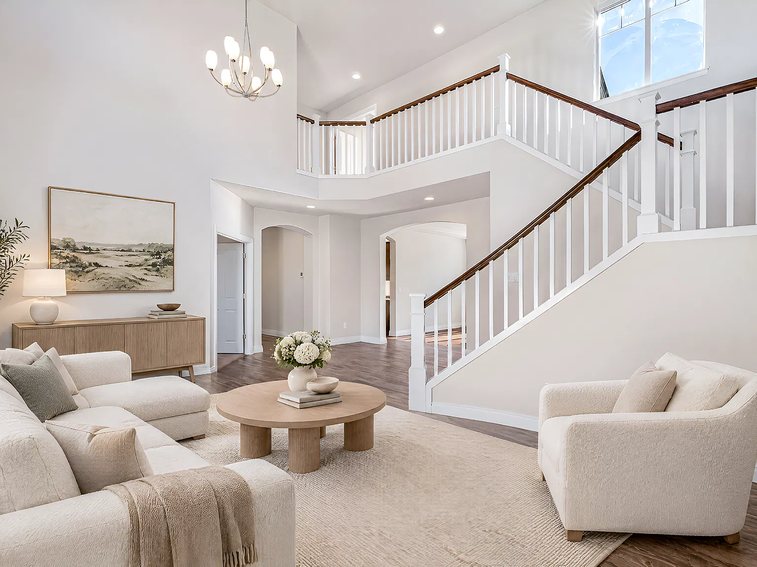5 bed, 3356 sqft, $4,800 — Photo 2