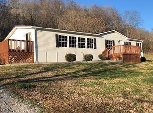 5893 Snow Creek Rd, Columbia, TN 38401