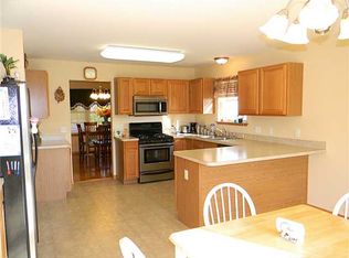 6071 Brookestone Village Ln, Sylvania, OH