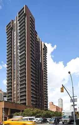 Rented by Olnick Organization | media 11