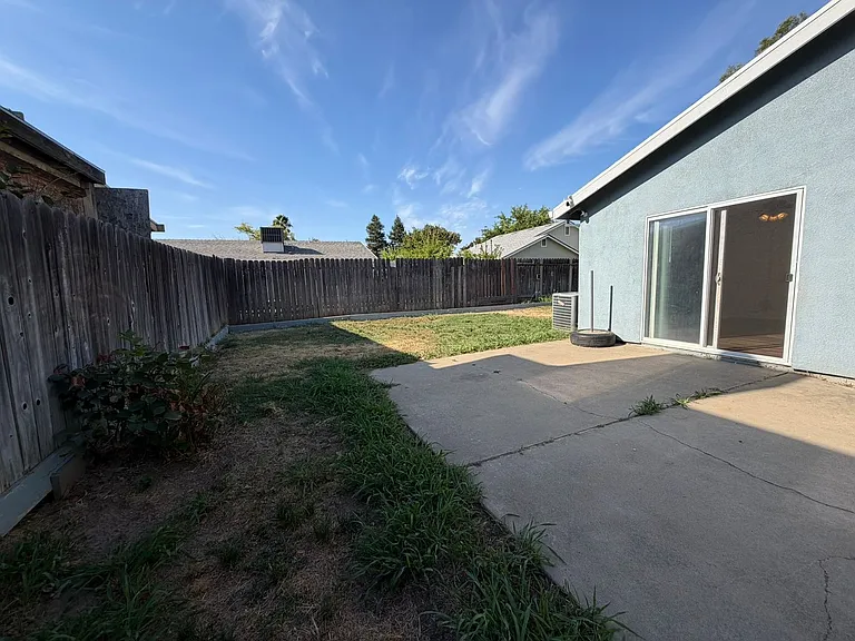 8267 Moorhaven Way — Photo 57