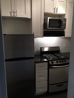 Rented by Performing Assets Corp | media 24