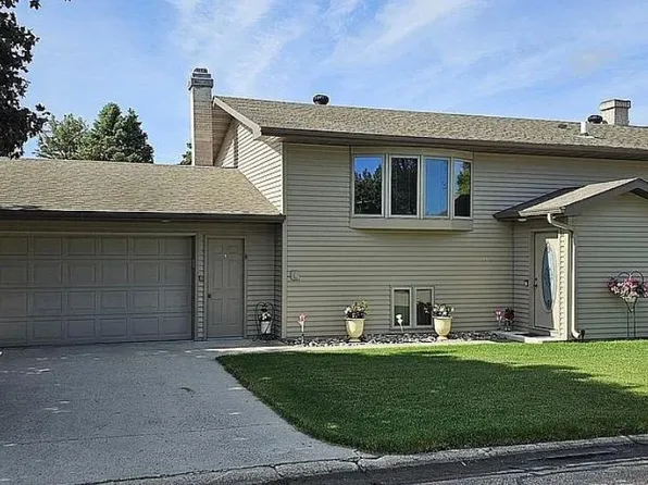 110 Francis Dr, Hankinson, ND 58041
