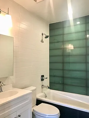 Rented by G2 Realty Group LLC | media 8