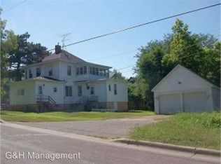 504 8th St NW #A, Faribault, MN 55021