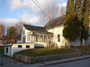 28 Church St, Jay, ME 04239