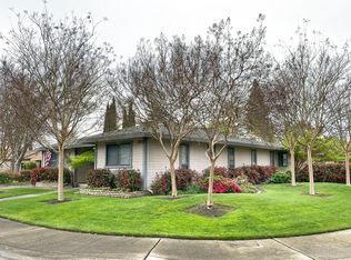2 Sea Foam Ct, Sacramento, CA 95831