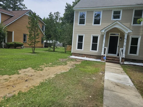 7412 Coleridge Dr, Fayetteville, NC 28304