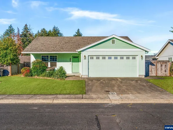 1216 Laurel Ct, Sweet Home, OR 97386