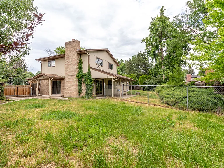 6674 Braun Ct — Photo 13