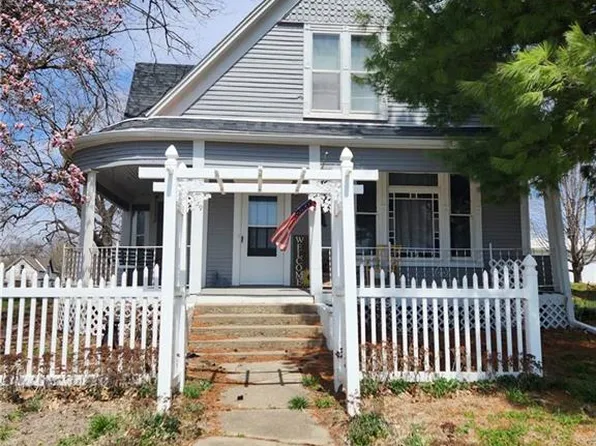 209 W Nodaway St, Oregon, MO 64473