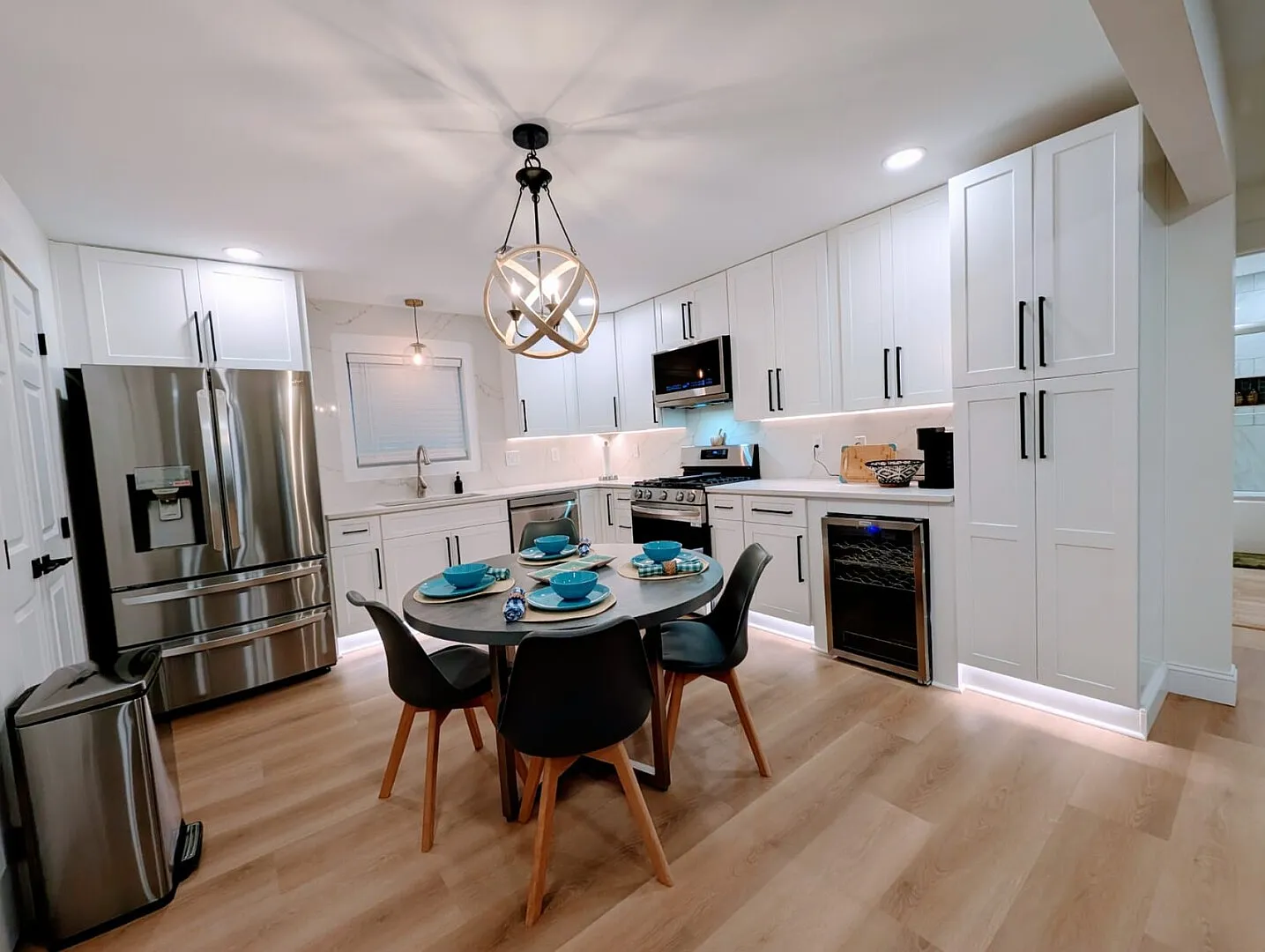 Custom Design, Kitchen King Beds Laundry Large TVs — Photo 1