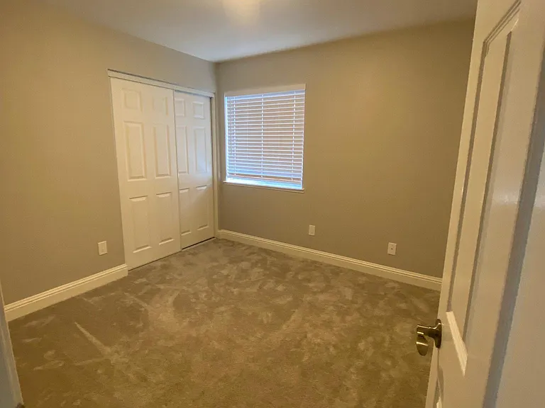 1131 Valley Oak Pl — Photo 11