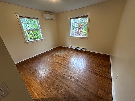 5th image of 5645 NE 48th Ave
