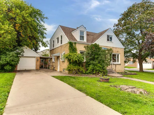 9512 Britta Ave, Franklin Park, IL 60131