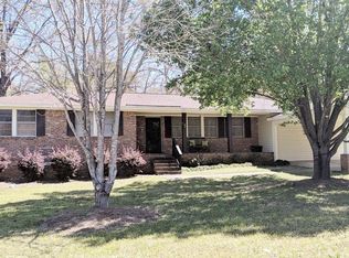 42 Arlington Dr, Lugoff, SC 29078