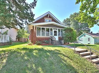 1698 Ross Ave, Saint Paul, MN 55106