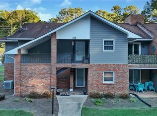 202 Montclair Dr, Calhoun, GA 30701