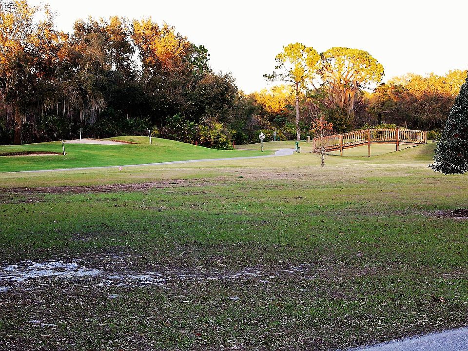 2nd image of 2679 S Nicklaus Dr