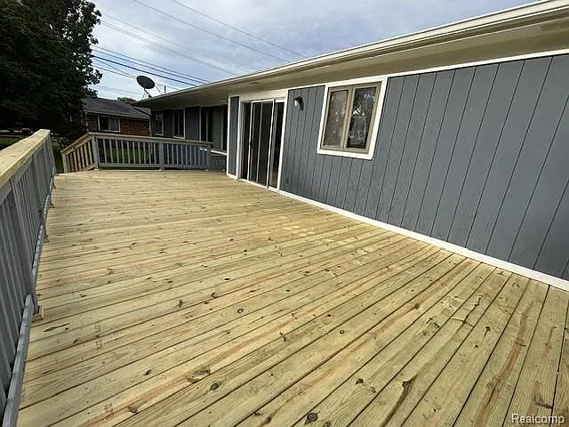 3 bed, 2.5 bath, 2510 sqft, $2,395 — Photo 3